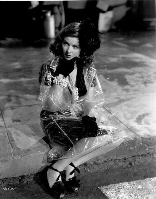 「スカーレット・ストリート」