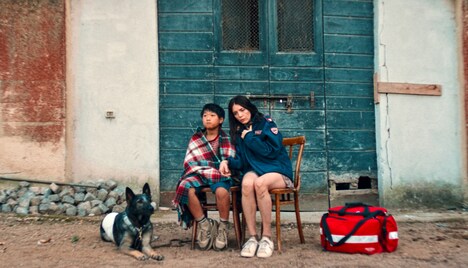 「ダークグラス」場面写真