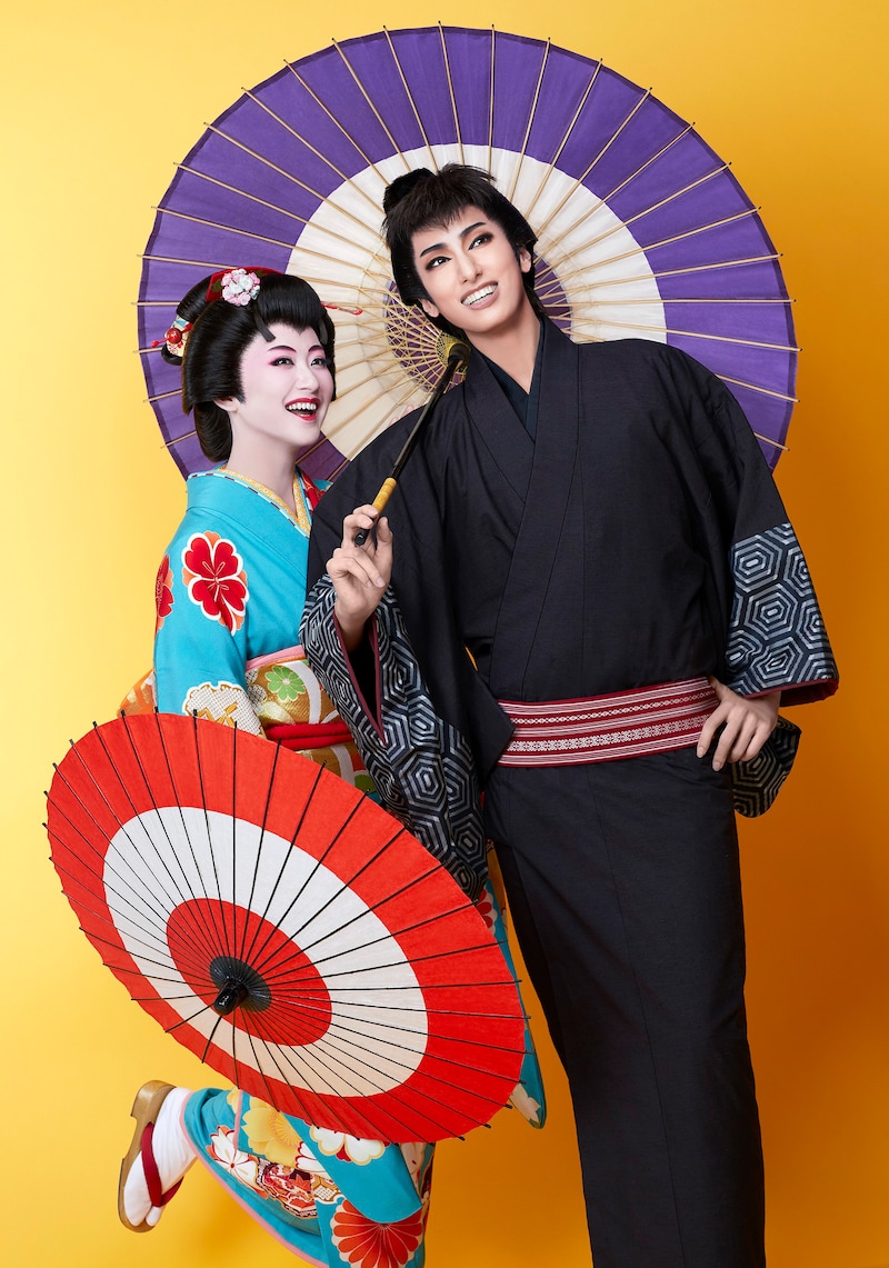 オペレッタ・ジャパネスク「鴛鴦歌合戦(おしどりうたがっせん)」宣材写真 (c)宝塚歌劇団