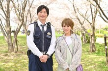 左から田中圭、高畑充希。