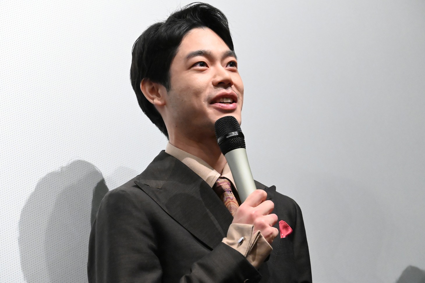 中崎敏