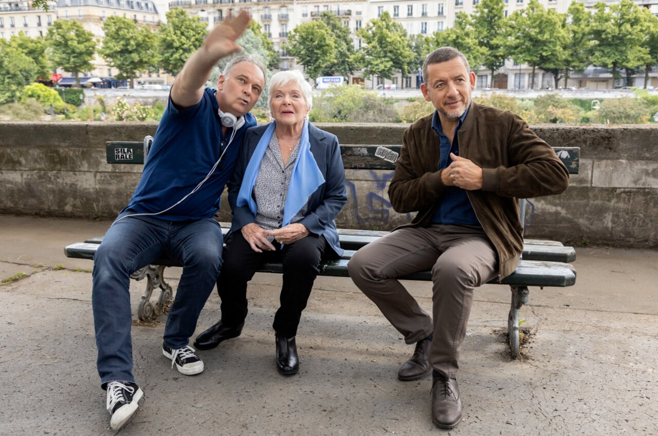 パリの街並みをLEDスクリーンに投影、「パリタクシー」メイキングで撮影方法明かす