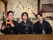 左から満島真之介、北村匠海、吉沢亮。