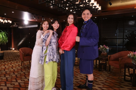 左から田中みな実、西野七瀬、長谷川京子、満島真之介。