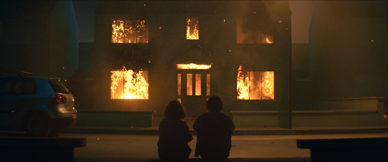 「ビバリウム」場面写真