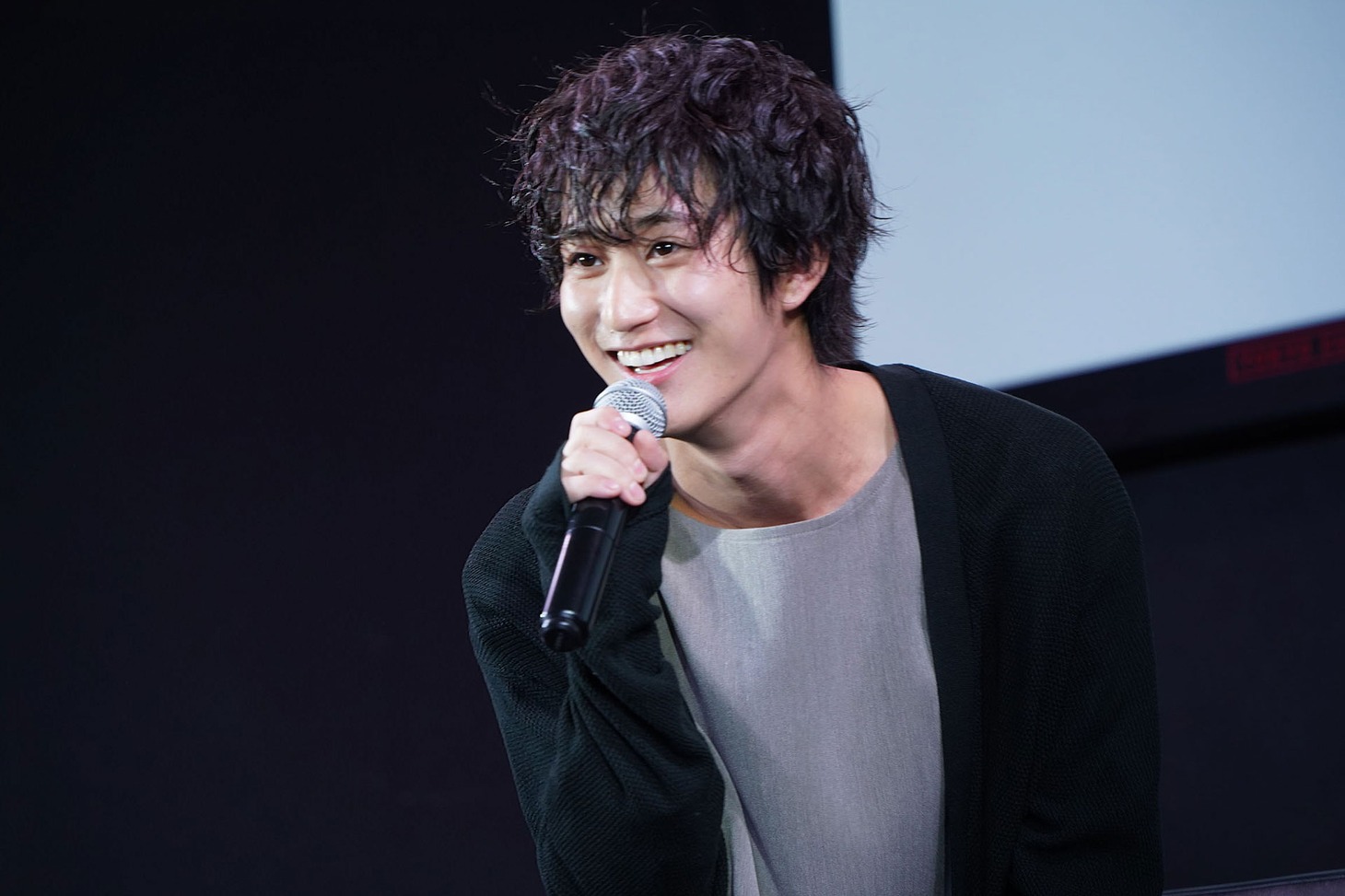 橋本涼
