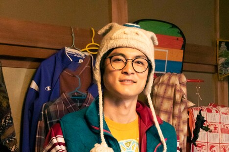 「水は海に向かって流れる」より、高良健吾演じる茂道。