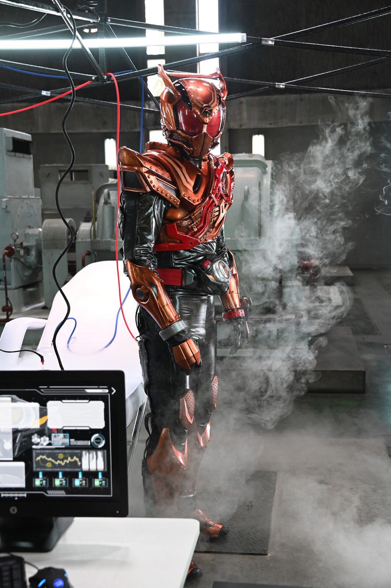 天野浩成演じる橘朔也が「仮面ライダーアウトサイダーズ」参戦、ep.3の