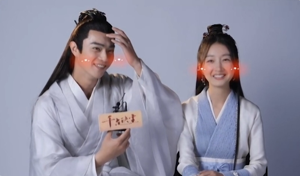 左からシュー・カイ、チョウ・ドンユィ。(c)Tencent Penguin Pictures. All Rights Reserved.