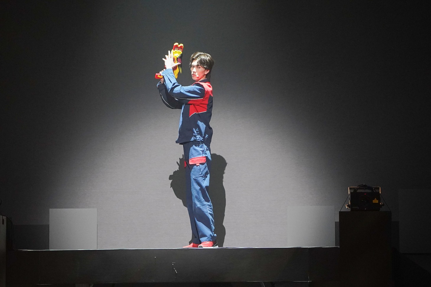 桃井タロウ
