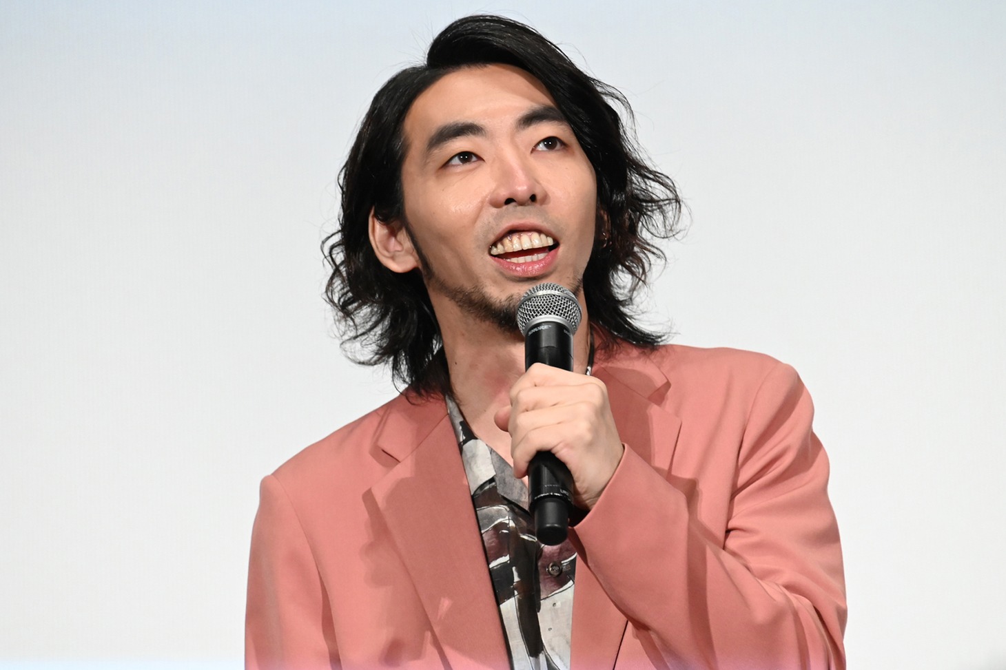 柄本時生