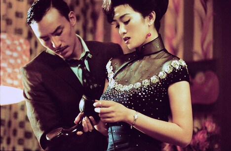 「若き仕立屋の恋 Long version」場面写真