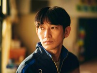 「怪物」より、永山瑛太演じる保利。