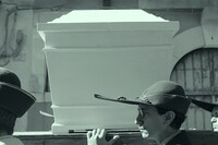 「遺灰は語る」場面写真