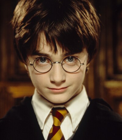 「ハリー・ポッターと賢者の石」より、ダニエル・ラドクリフ演じるハリー・ポッター。（写真提供：Warner Bros. / Photofest / ゼータ イメージ）