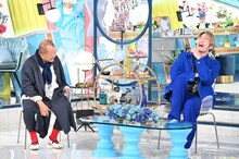 左から笑福亭鶴瓶、ジェシー。