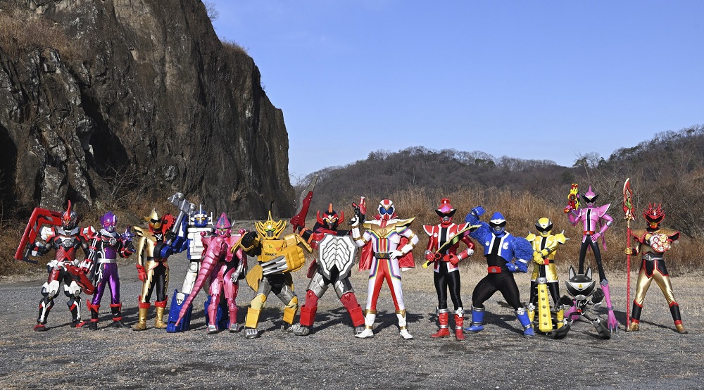 「暴太郎戦隊ドンブラザーズVSゼンカイジャー」新場面写真