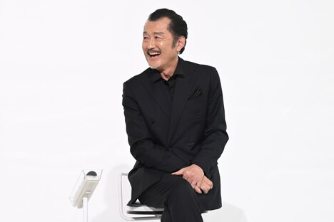 吉田鋼太郎