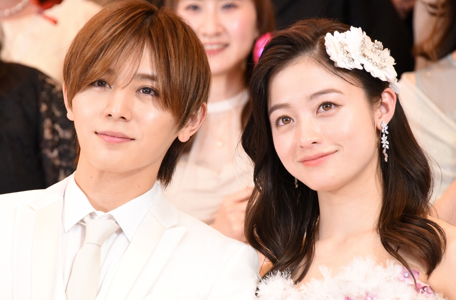 「王様に捧ぐ薬指」制作発表の様子。左から山田涼介、橋本環奈。