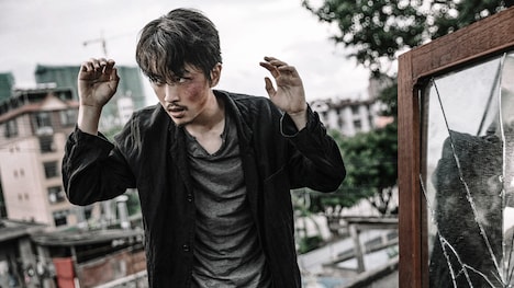 中国ドラマ「冰雨火～BEING A HERO～」より、チェン・シャオ（陳暁）演じる呉振峰。(c)2022 China International Television Corporation