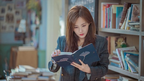 中国ドラマ「月と雲が出逢うとき~My Deepest Dream~」より、リー・イートン演じるタン・ジアオ。