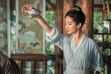 中国ドラマ「夢華録（むかろく）」より、リウ・イーフェイ（劉亦菲）演じる趙盼児。