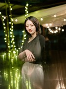 スミレ役の逢沢りな。