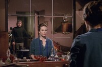 「雨にぬれた舗道」場面写真