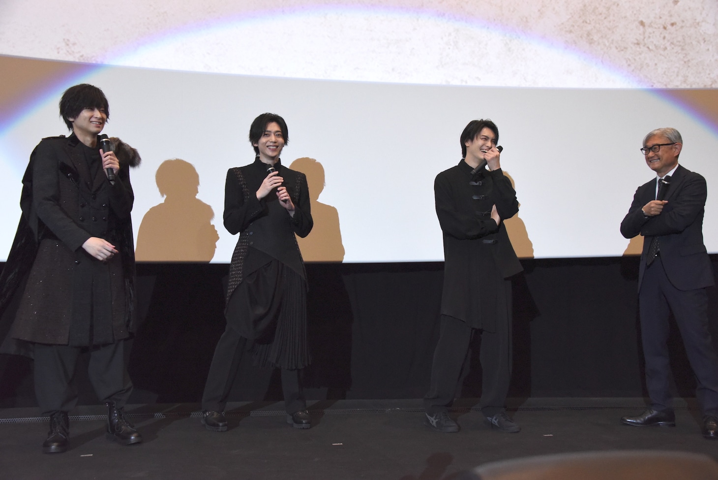 左から荒牧慶彦、染谷俊之、高野洸、堤幸彦。