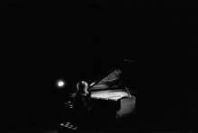 「Ryuichi Sakamoto: Playing the Piano 2022 +（プラス）」メインビジュアル (c)2023 KAB Inc.