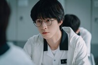 「弱いヒーロー Class1」場面写真