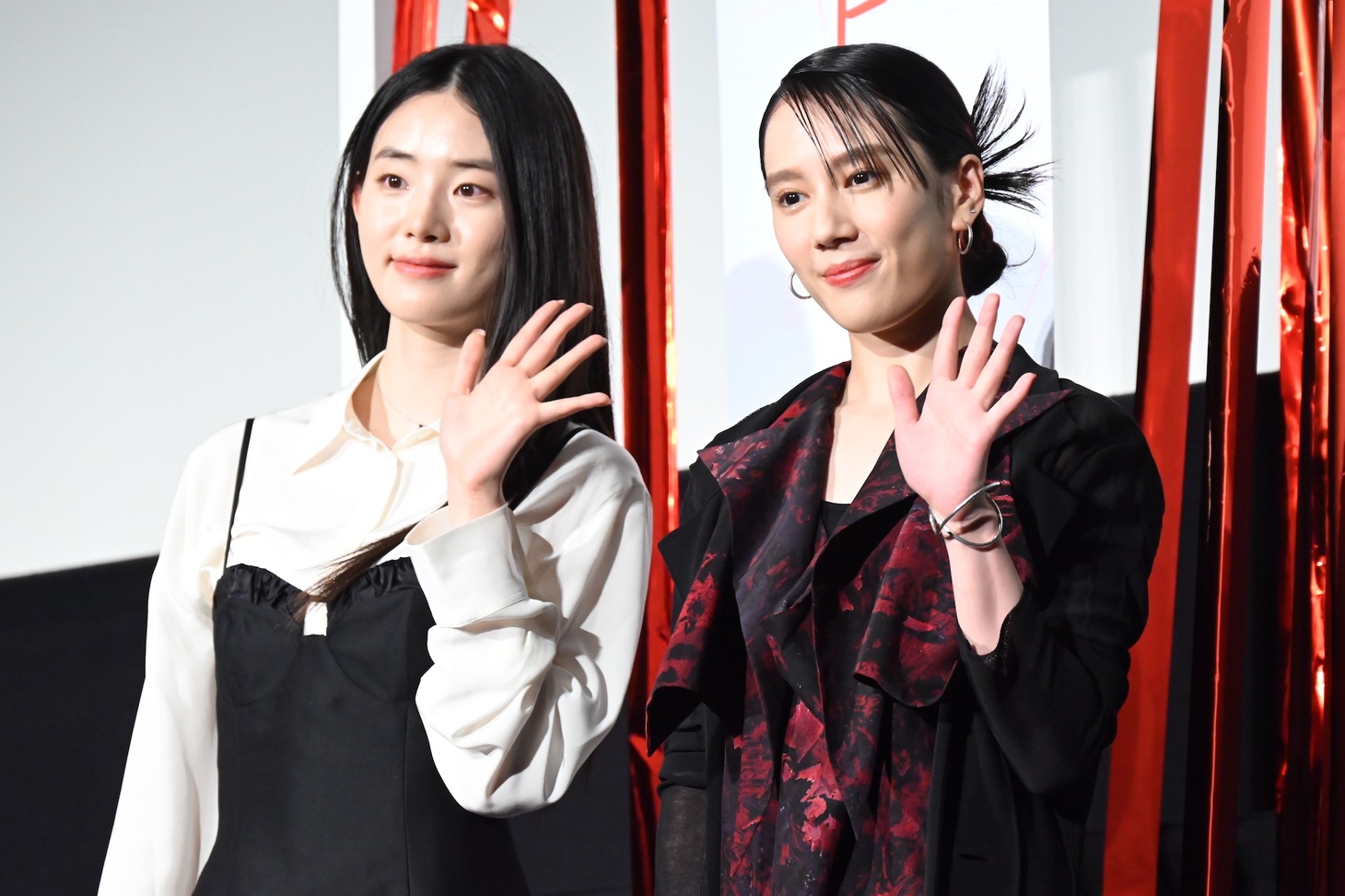 左からシン・シア、山本千尋。