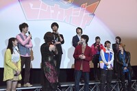 「暴太郎戦隊ドンブラザーズVSゼンカイジャー」最速上映舞台挨拶の様子。