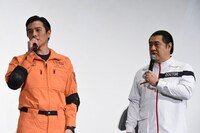左から要潤、小手伸也。
