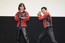 トークショーの様子。左から塩谷瞬、西興一朗。