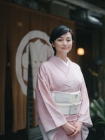 映画「リバー、流れないでよ」より、本上まなみ演じるキャラクター。