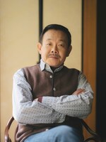 映画「リバー、流れないでよ」より、近藤芳正演じるキャラクター。