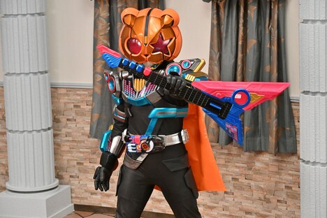 仮面ライダーパンクジャック ビートフォームの姿。