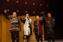 左から甲本雅裕、松本潤、板垣李光人、岡部大。