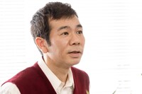 「縁の下のイミグレ」場面写真