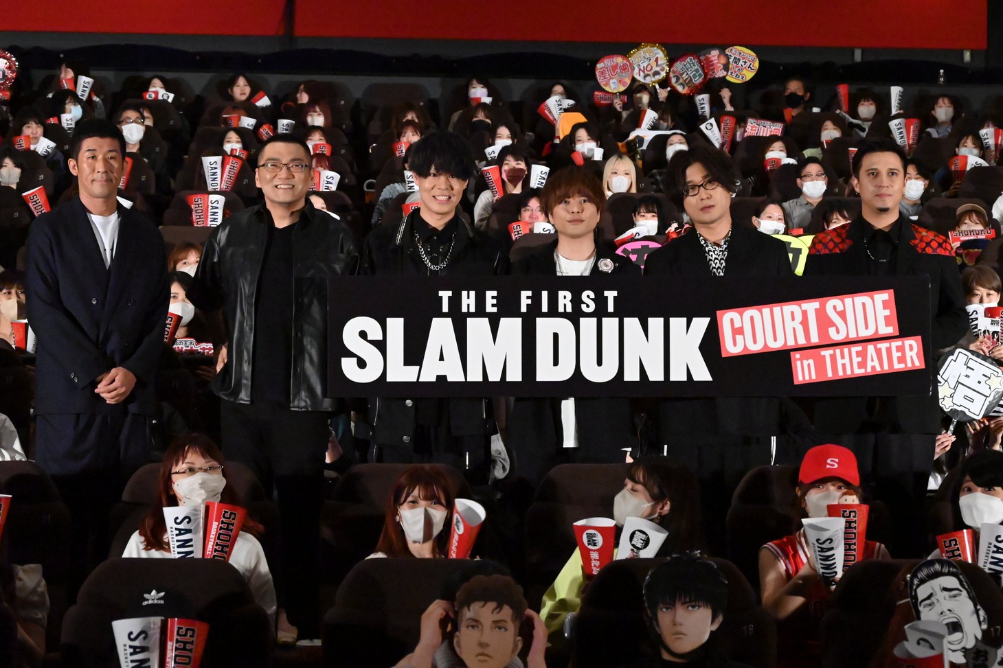 「THE FIRST SLAM DUNK」COURT SIDE in THEATER 声優トークイベント上映会の様子。左から田村裕、三宅健太、神尾晋一郎、仲村宗悟、笠間淳、木村昴。