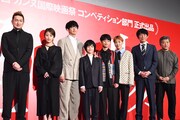 「怪物」完成披露試写会の様子。