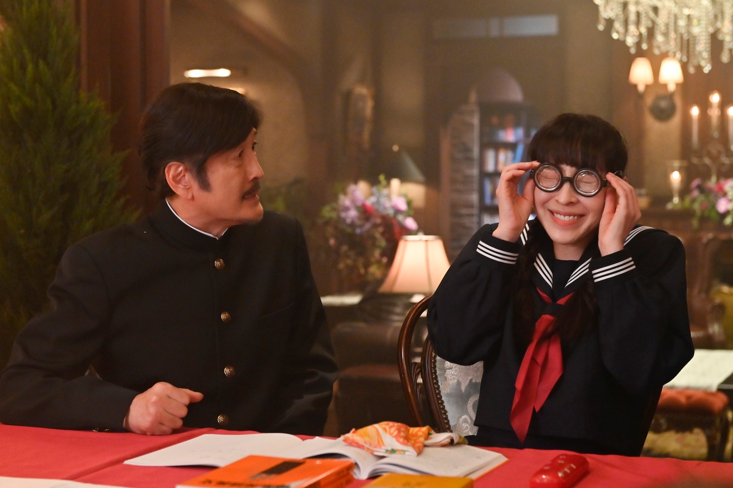 「unknown特別編『闇原家の知られざる愛のメモリー』」場面写真