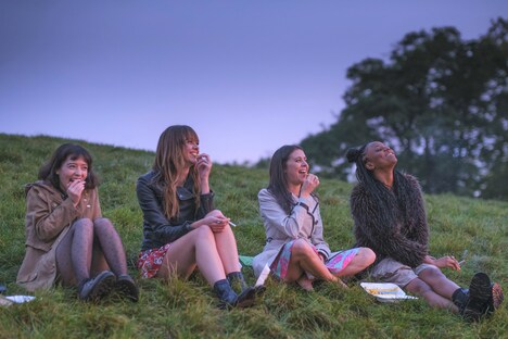 「ミレニアル・ガールズ～ロンドン無計画ライフ～」場面写真