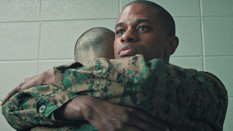 「インスペクション ここで生きる」場面写真