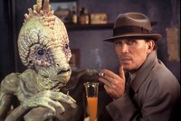 「裸のランチ 4K レストア版」場面写真 (c) Recorded Picture Company (Productions) Limited and Naked Lunch Productions Limited. 1991.（配給：東北新社）