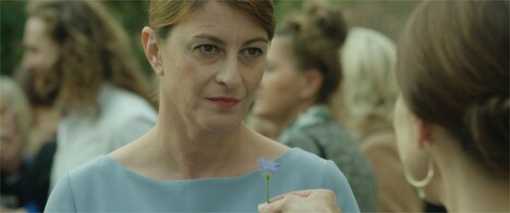 「ひとつの青い花」場面写真