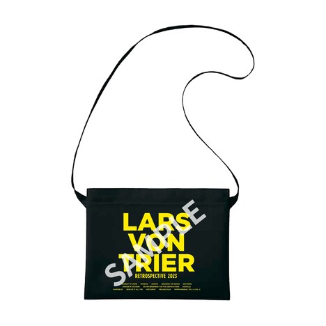 「ラース・フォン・トリアー レトロスペクティブ2023」特別鑑賞券を劇場窓口で購入するともらえる特製サコッシュ。