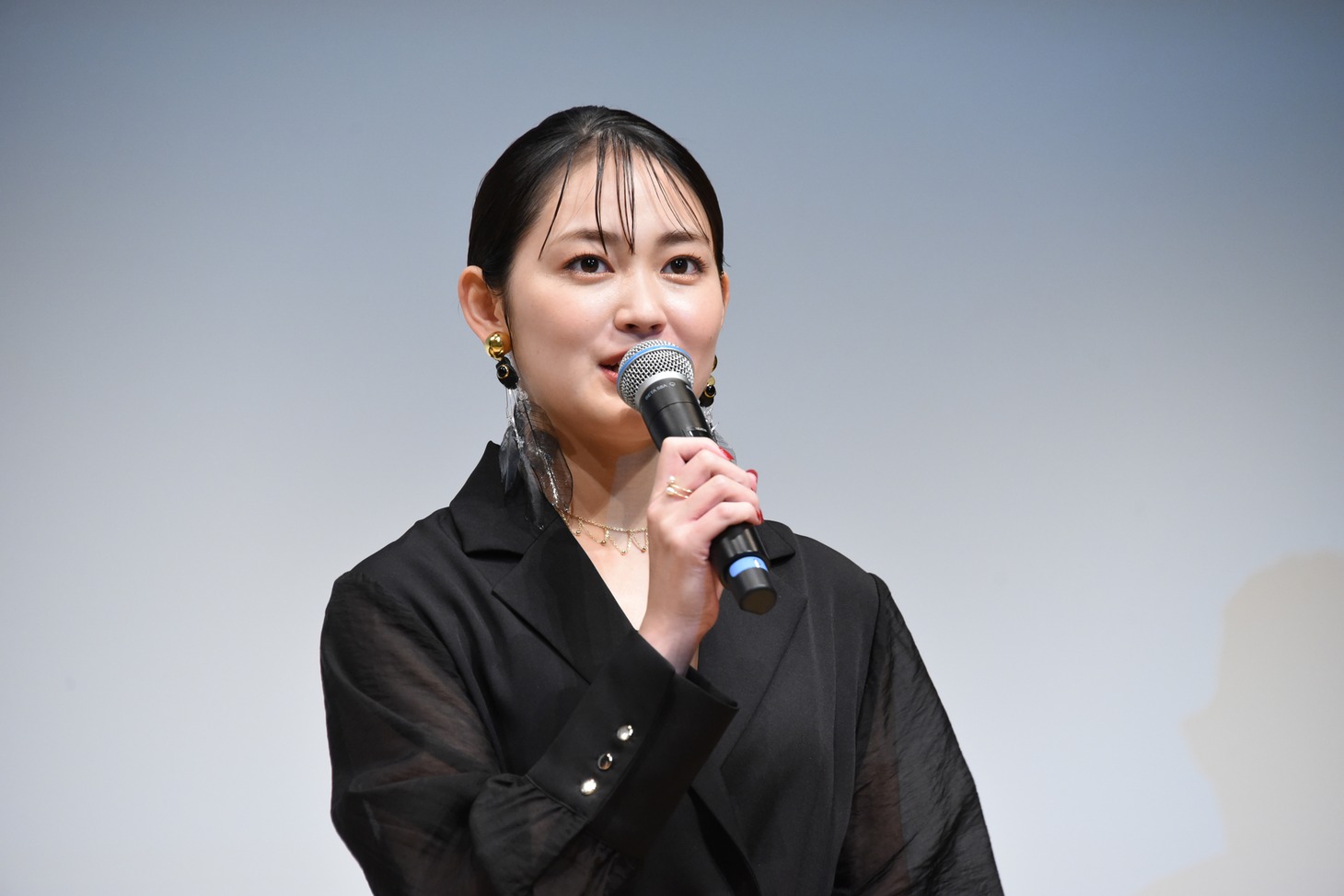 吉本実憂