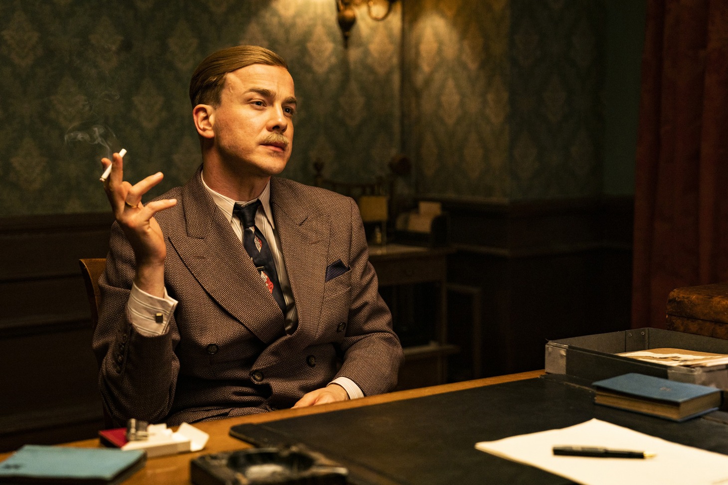 「ナチスに仕掛けたチェスゲーム」新場面写真